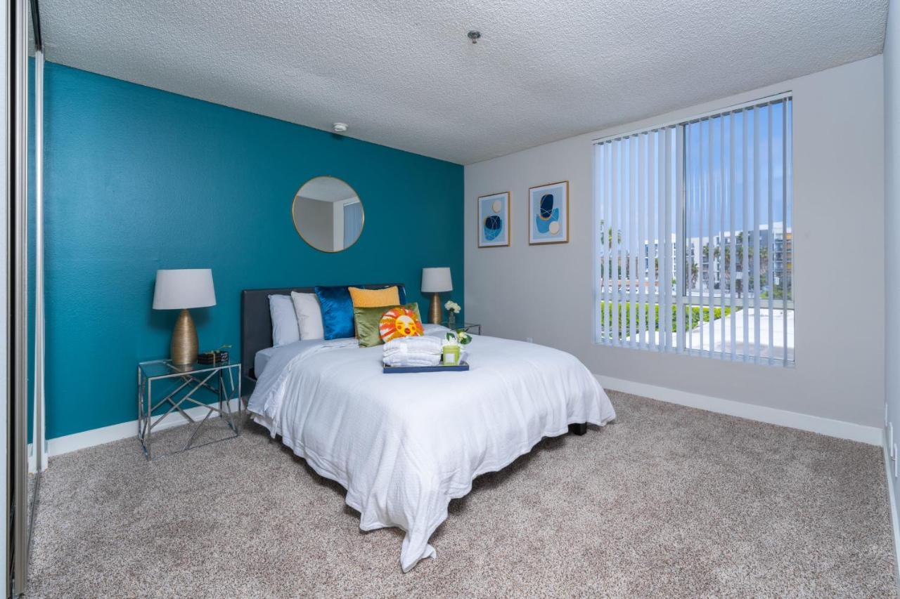 Universal Studios 8 Min Drive Two Bedroom Apartment With Free Parking Los Angeles Exterior photo